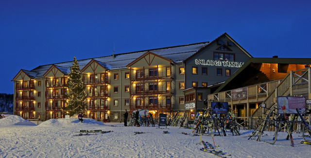 Julstämning utanför Ski Lodge i Tänndalen